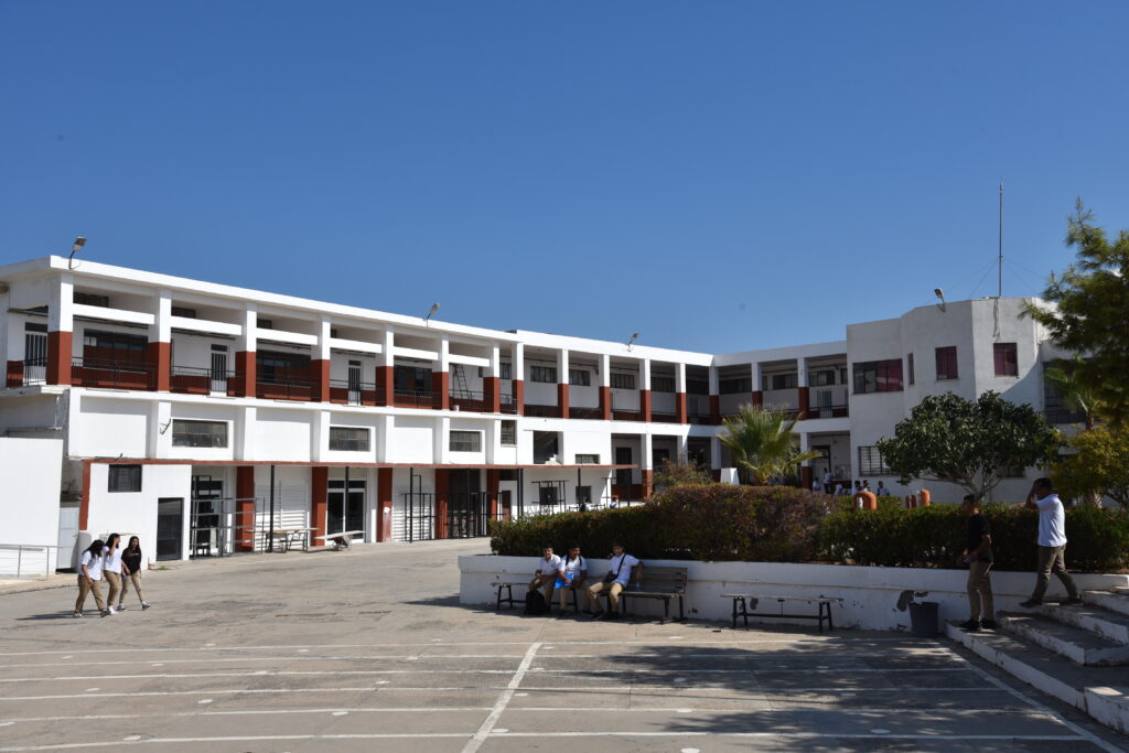 ”Bina güvenliği olmayan Dr. Fazıl Küçük Meslek Lisesi’nde öğretmen ve öğrenciler hayati risk altında”