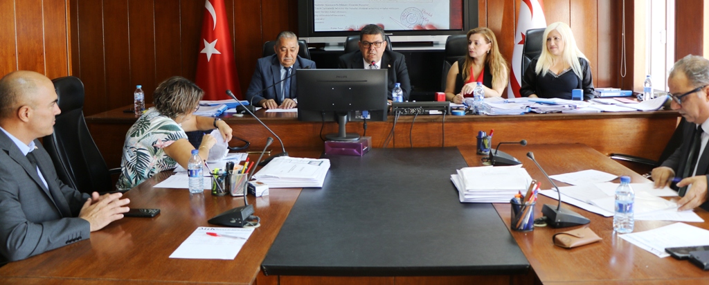 “İnşallah bugün de, hem devleti koruyucu, hem iş insanımızı kazanca iten bir ihale süreci gerçekleşir”