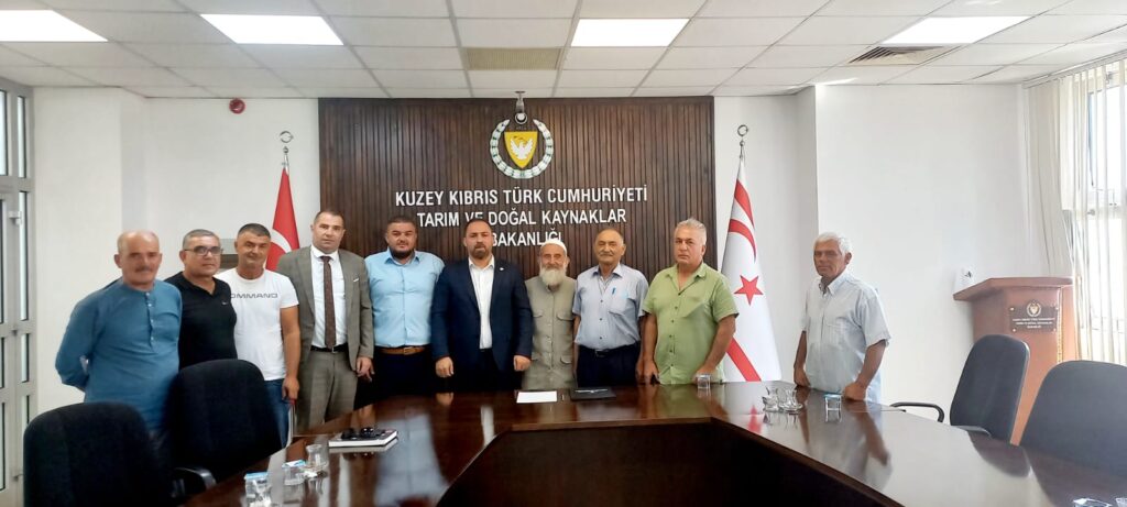 Tarım Bakanı Çavuş, Harup Üreticileri Birliği’ni kabul etti