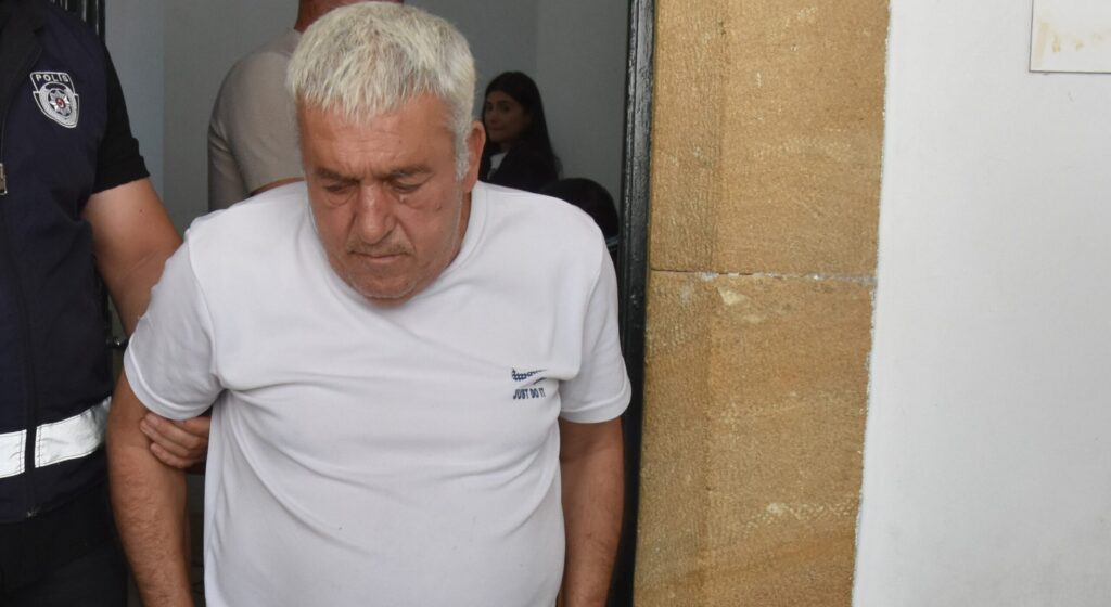 63 yaşında kokainle yakalandı!