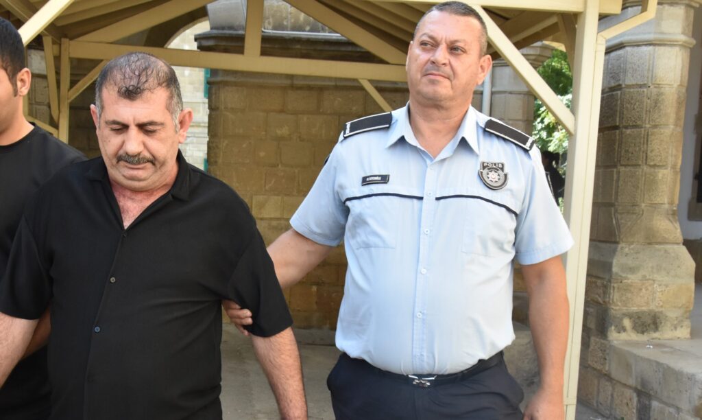 15 yaşındaki kız çocuğuna tecavüz eden sanığa 14 yıl hapis cezası!