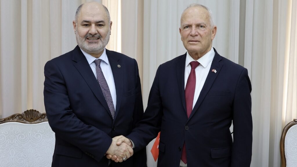 “Bu toprakları, devleti, şanlı ordumuzu ve gönderdeki bayrağımızı koruyacağız”