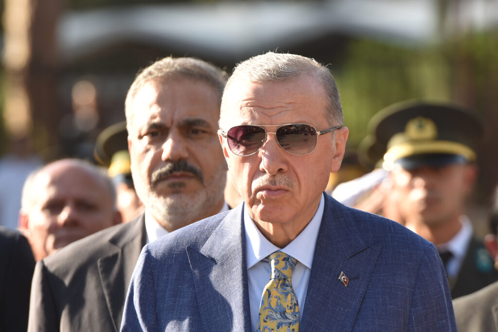 “29 Ekim Cumhuriyet Bayramı’nı canıgönülden tebrik ediyorum”