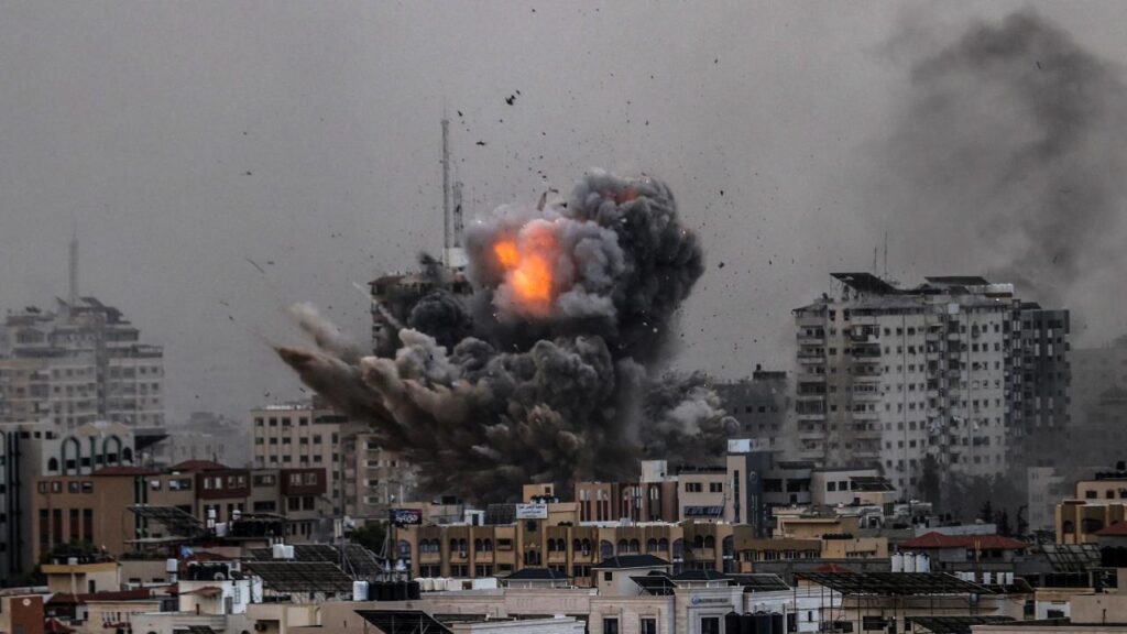 İsrail, Gazze’de 18 günde bir atom bombası gücünde patlayıcı kullandı