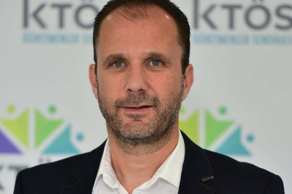 “İlköğretimde öğretmen eksikliği devam ediyor”