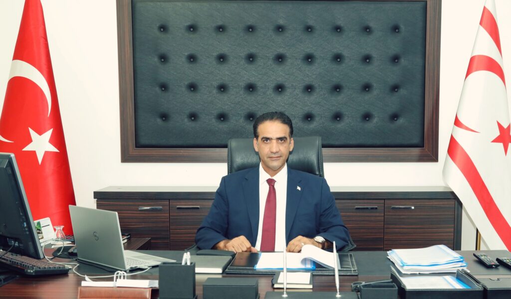 Gardiyanoğlu: “8 Bin Euro aylık maaşla danışman alınması söz konusu değil”