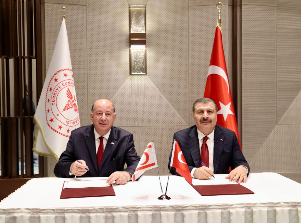 Sağlık Bakanı Dinçyürek, TC Sağlık Bakanı Koca ile görüştü
