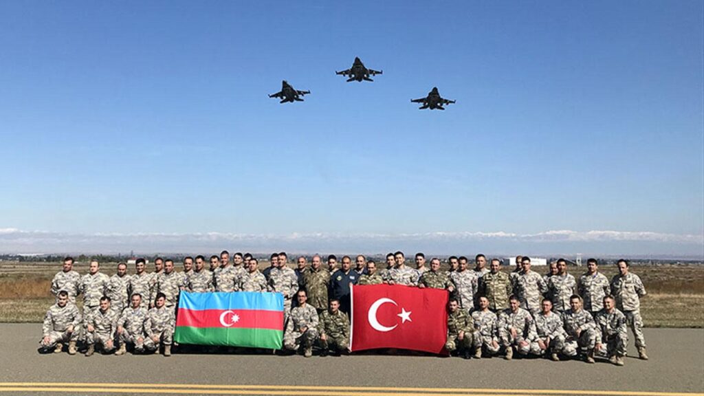 Türk F-16’ları Azerbaycan’da