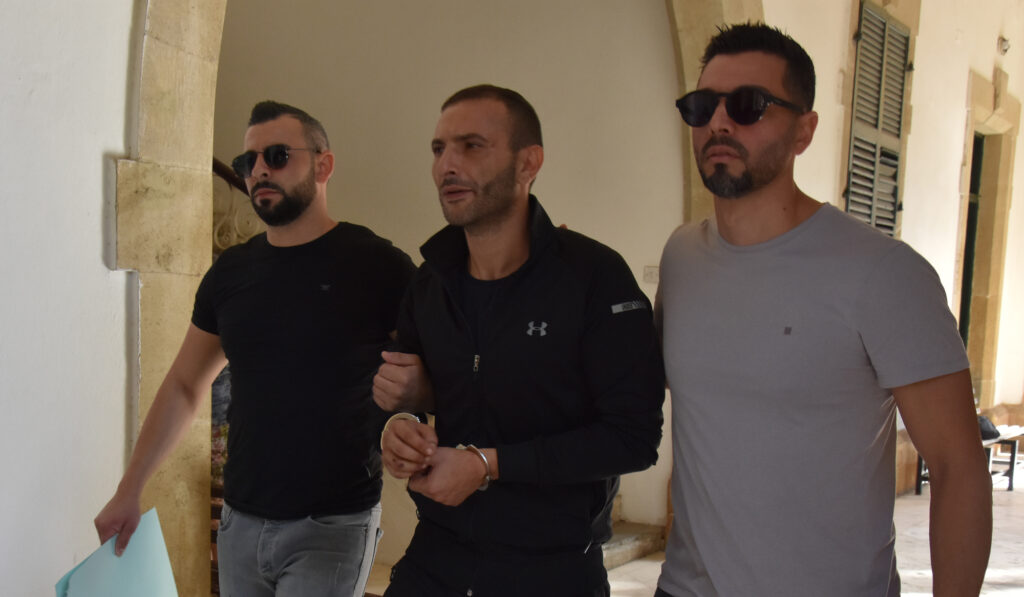 Aracında uyuşturucu bulunan zanlı 5 gün daha tutuklu