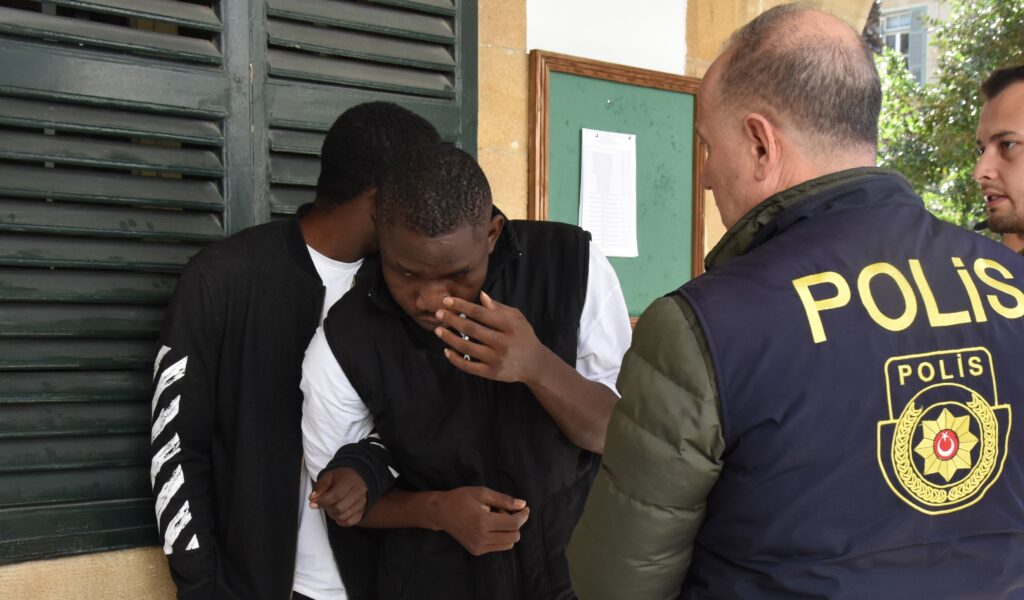 KKTC’de izinsiz yaşayan zanlılar 3 gün tutuklu kalacak