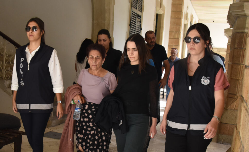3 eczacı tutuksuz yargılanmak üzere serbest bırakıldı