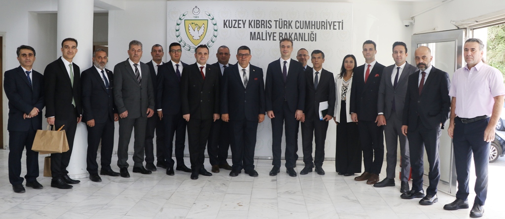 Maliye Bakanı Berova, TC Muhasebat Genel Müdürü Gürkan’ı kabul etti