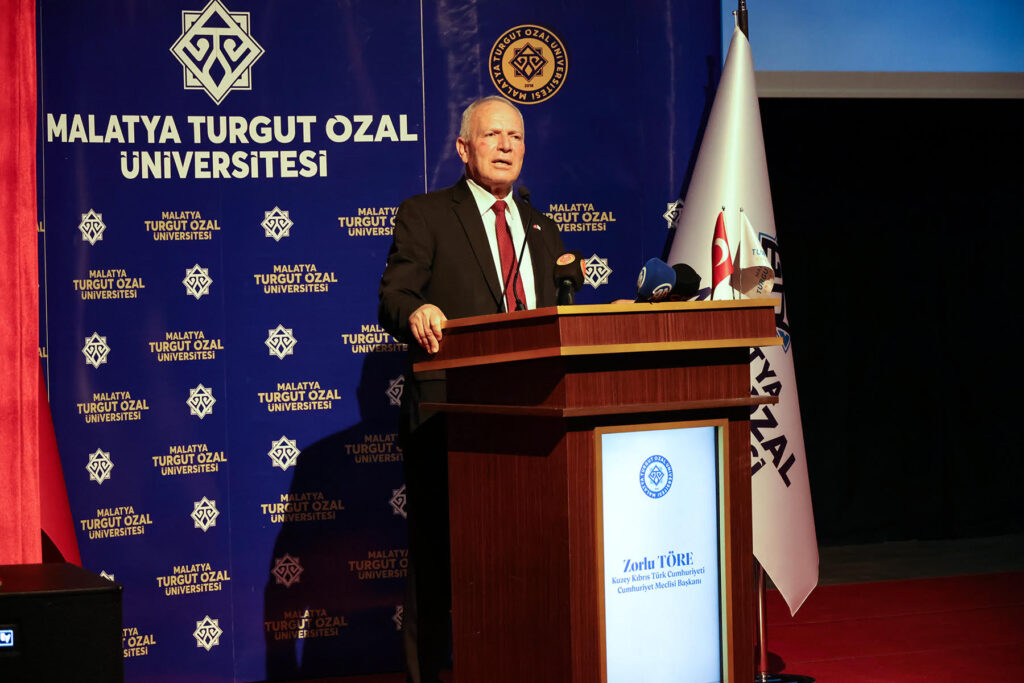 “AB ve BM, Türk ordusunun adadan gitmesi için uğraşıyor”