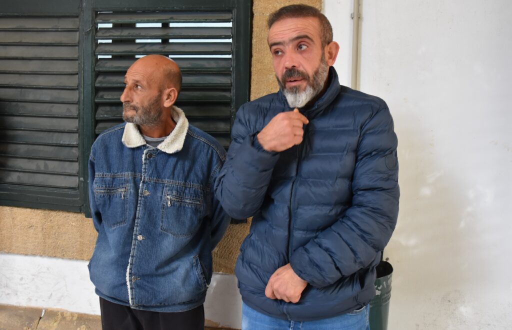 Uyuşturucu alışverişi yapan zanlılar tutuksuz yargılanacak