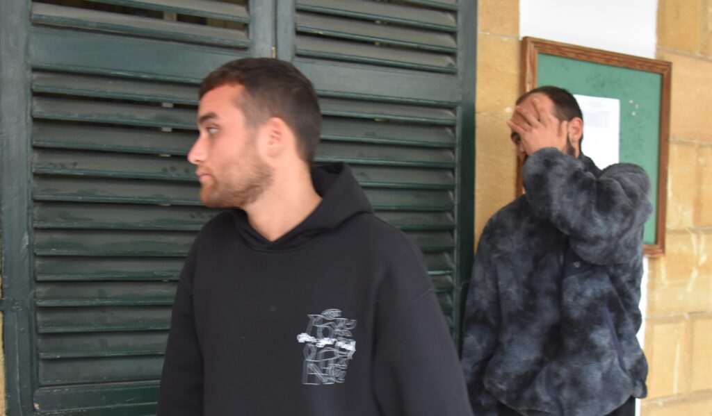 “Sadece 8 şişe çaldım”