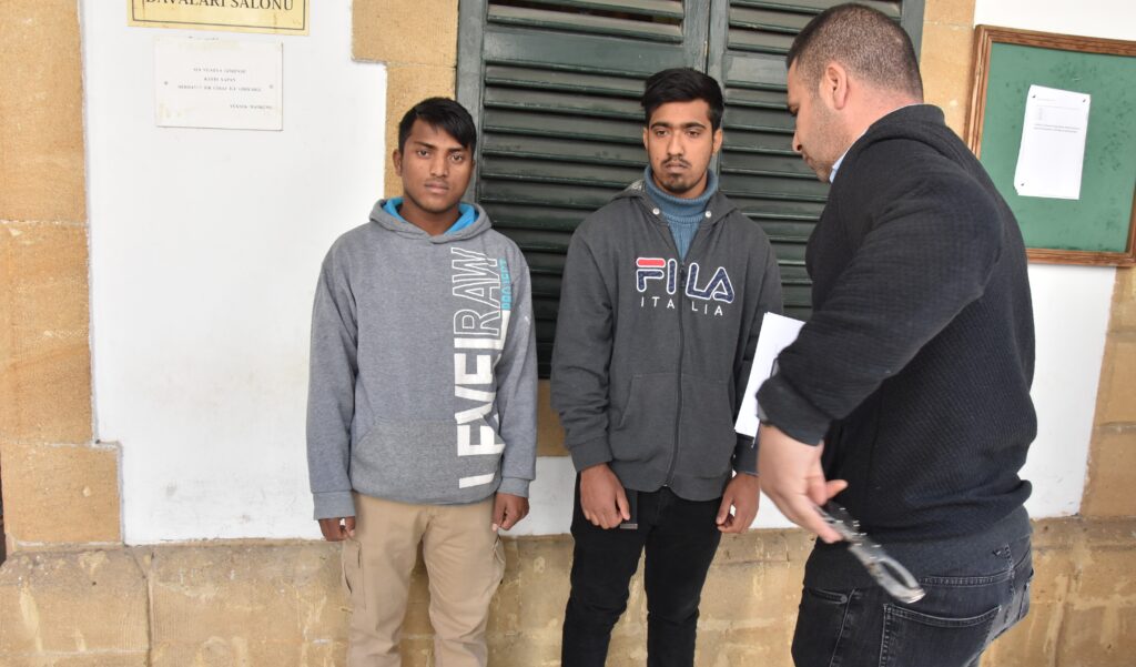 2 kaçak zanlı cezaevine gönderildi