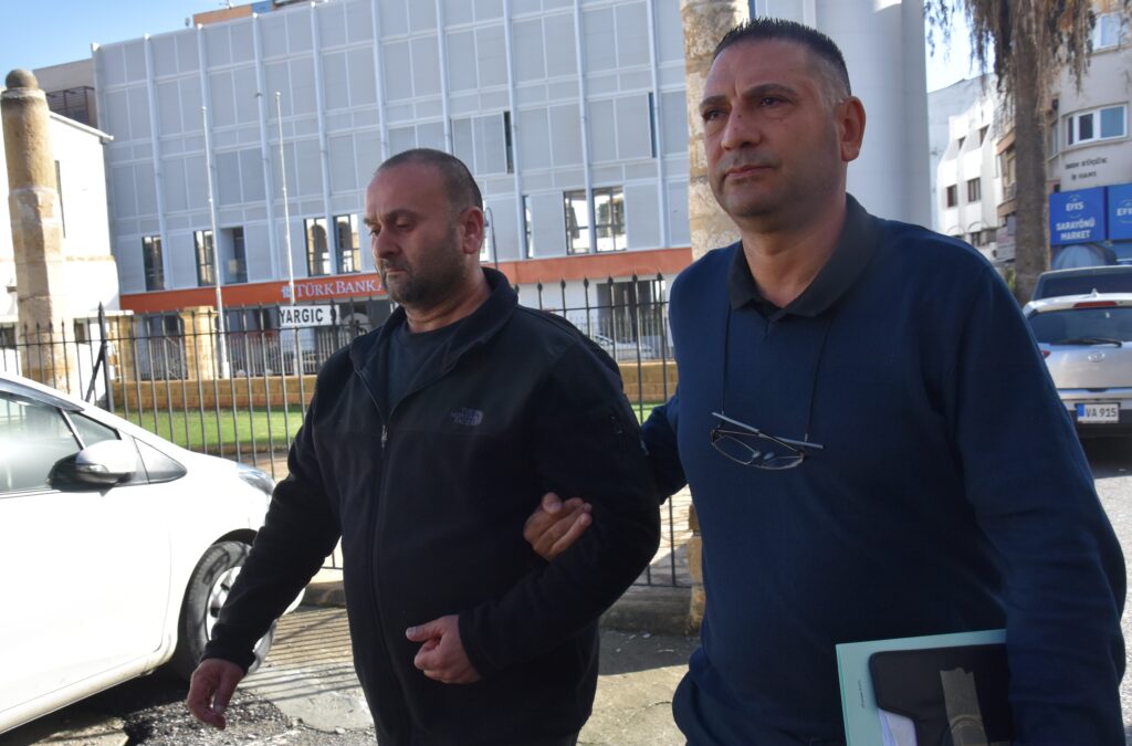 Bilet parası yüzünden tartıştılar