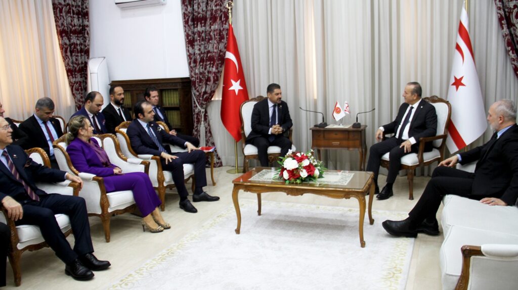 “Anavatan ile oluşturduğumuz kopmaz bağlarla yolumuza emin adımlarla devam ediyoruz”