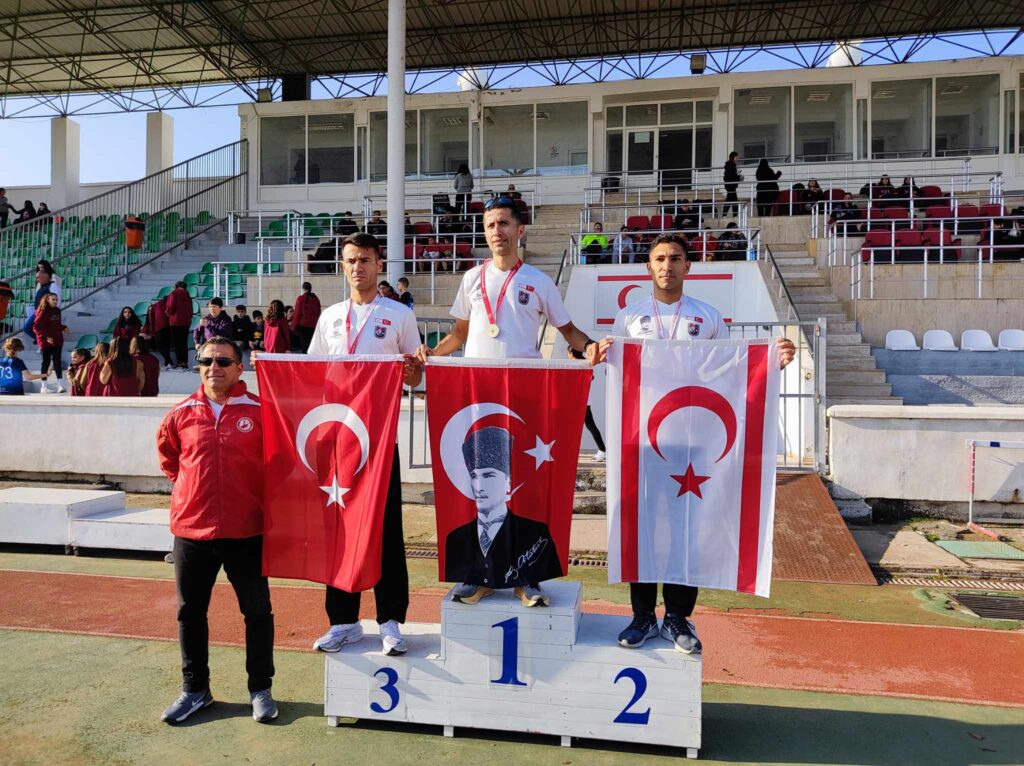 27 Aralık Atatürk Yol Koşuları ödül töreni bugün düzenlendi