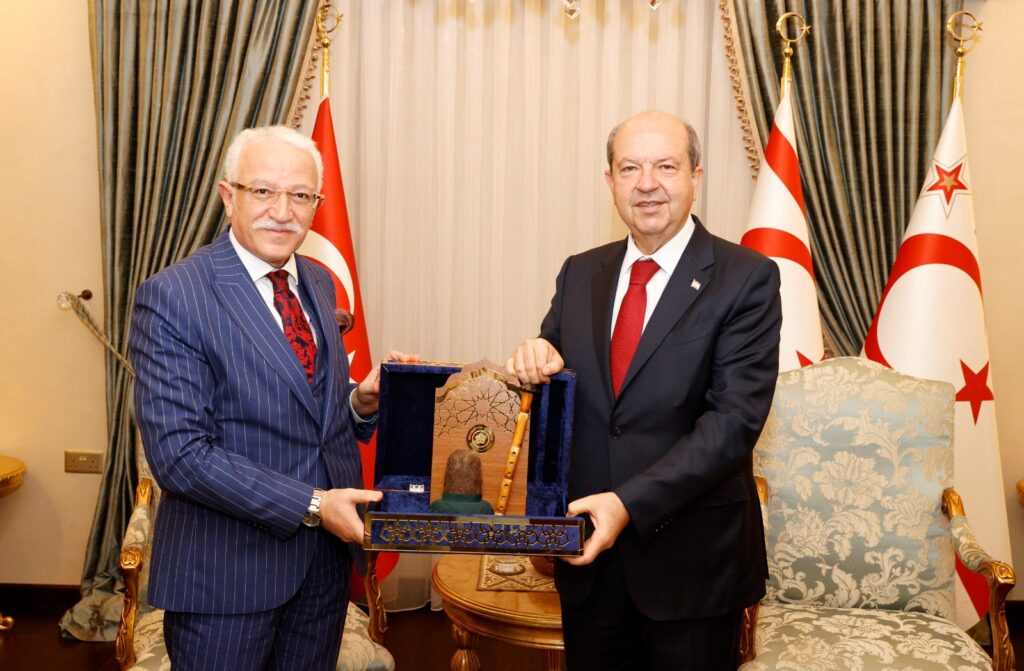 “Erbakan, Türkiye Cumhuriyeti’nin yürüttüğü şahsiyetli siyasetin mimarlarından biriydi”