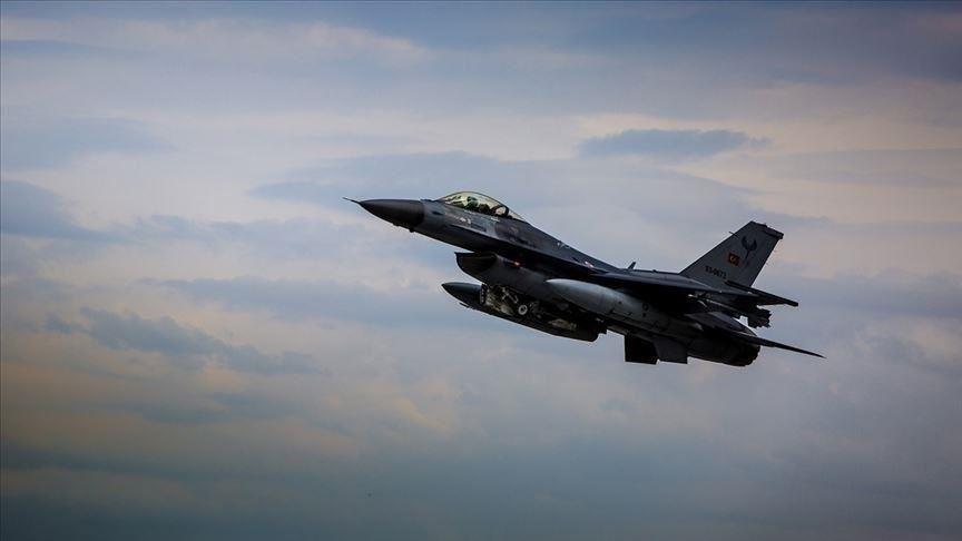 Güney Kore açıklarında, ABD’ye ait F-16 savaş uçağı düştü