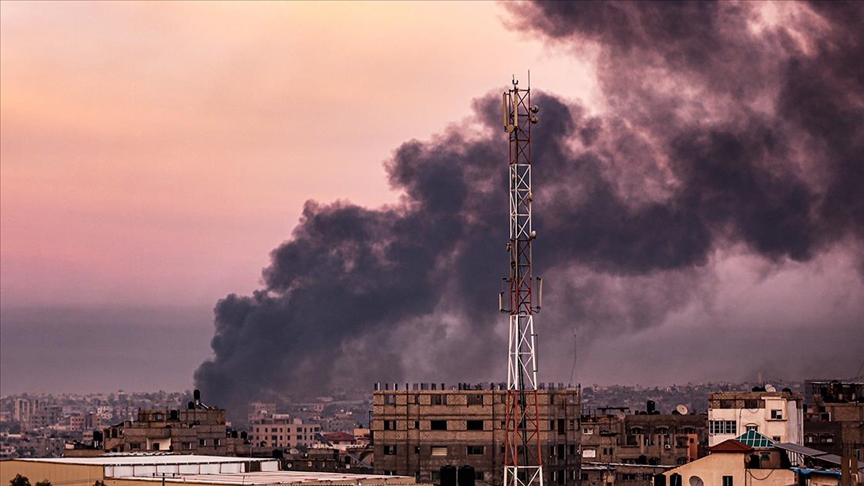İsrail’in Gazze’ye düzenlediği saldırılarda öldürülenlerin sayısı 18 bin 787’ye çıktı