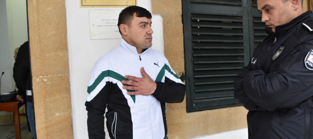 Alkollü olarak araç kullandı kaza yaptı!