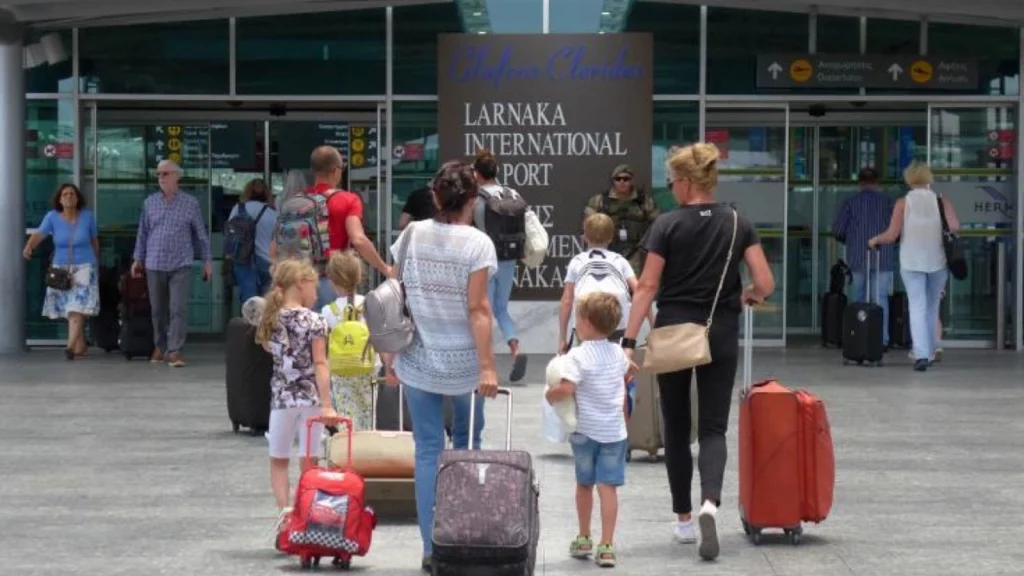 Güney Kıbrıs’a 2023 yılında 3 milyon 845 bin turist gitti