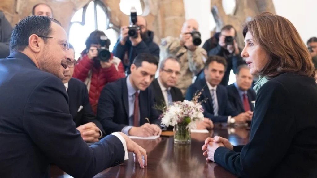 Cuellar: “Az laf çok iş”