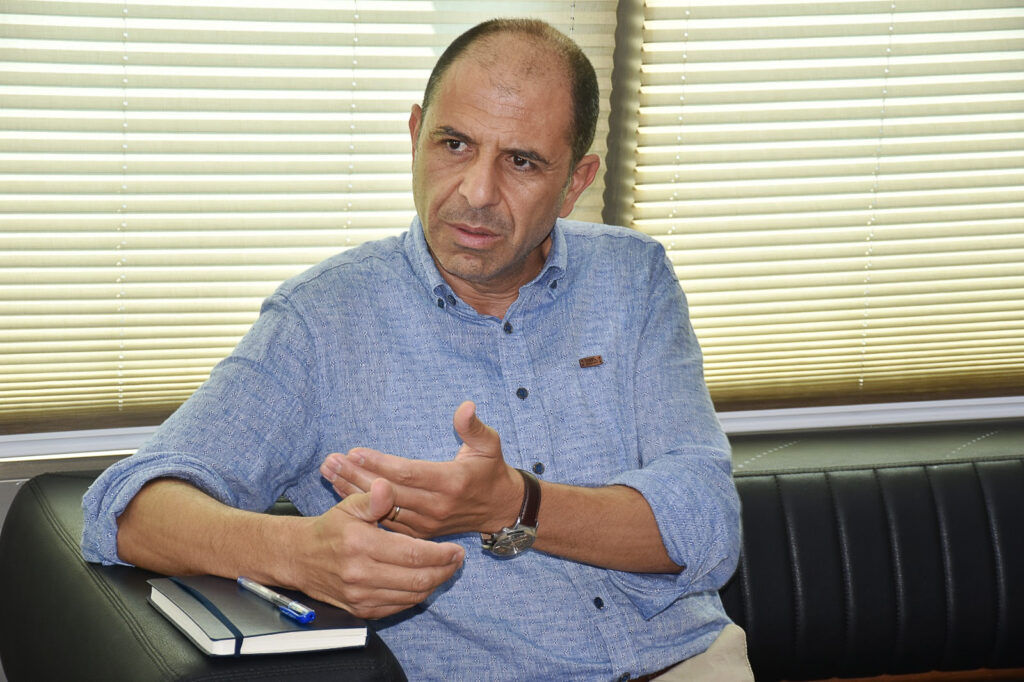 Özersay: Önce sebze, sonra ekmek, şimdi ette fiyasko