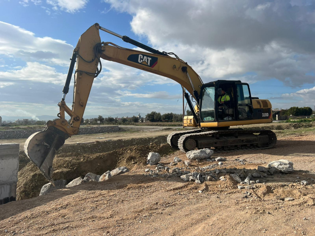 Değirmenlik-Akıncılar Belediyesi’nin  yeni mezarlık çalışmaları devam ediyor