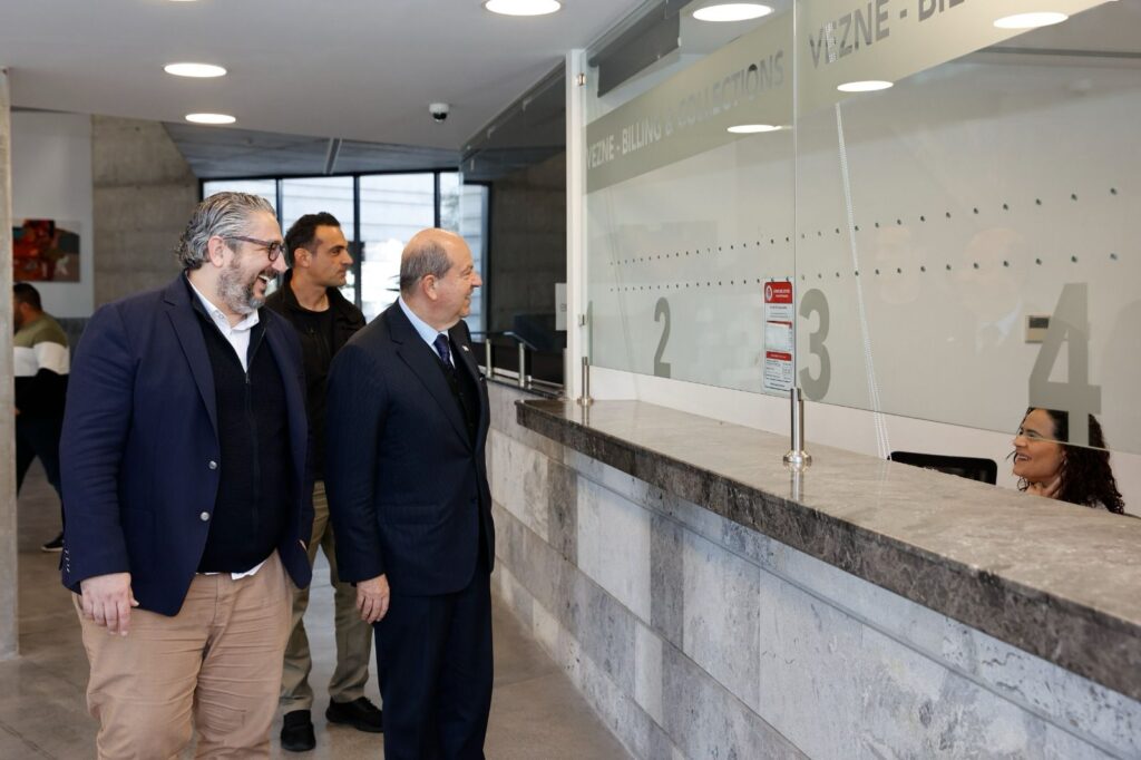 Tatar, Girne Belediyesi’ni ziyaret etti