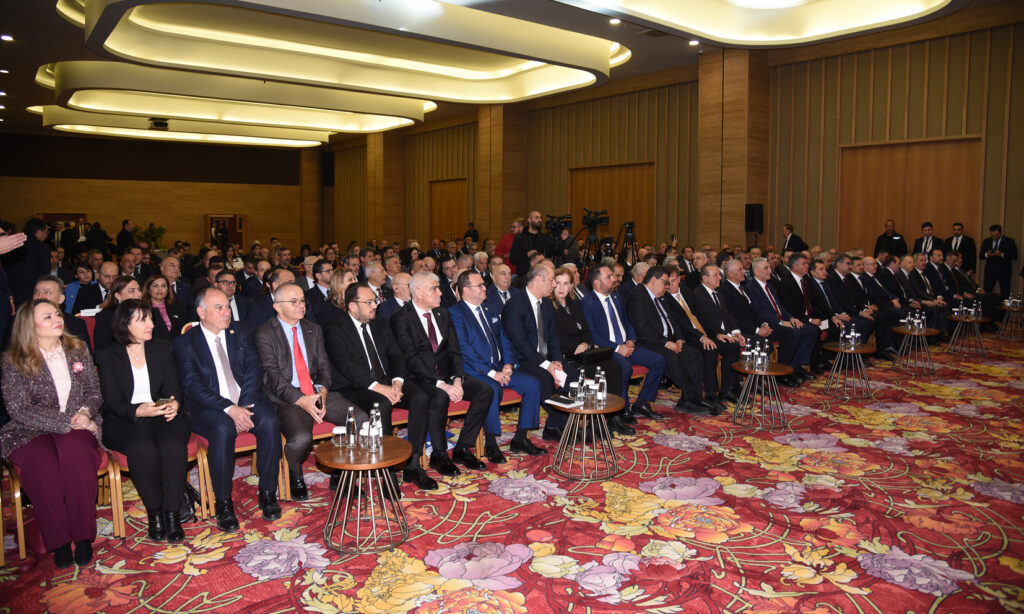“2023 yılında 71 ülkeye 145 ticaret heyeti ve 72 alım heyeti düzenledik”