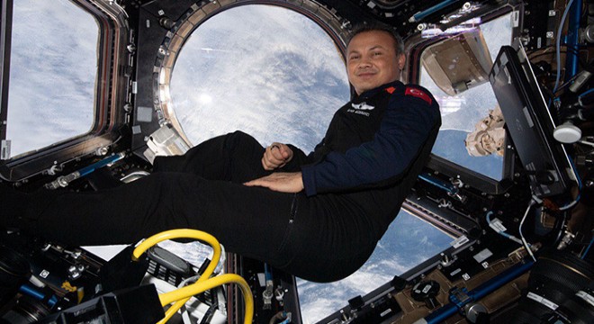 İlk Türk astronot Alper Gezeravcı Dünya’ya döndü