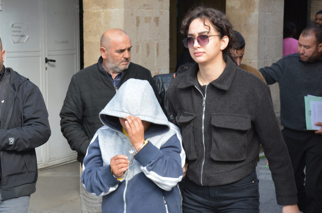 Tır dorsesinde insan kaçırdılar, 7 gün daha tutuklu kalacaklar!