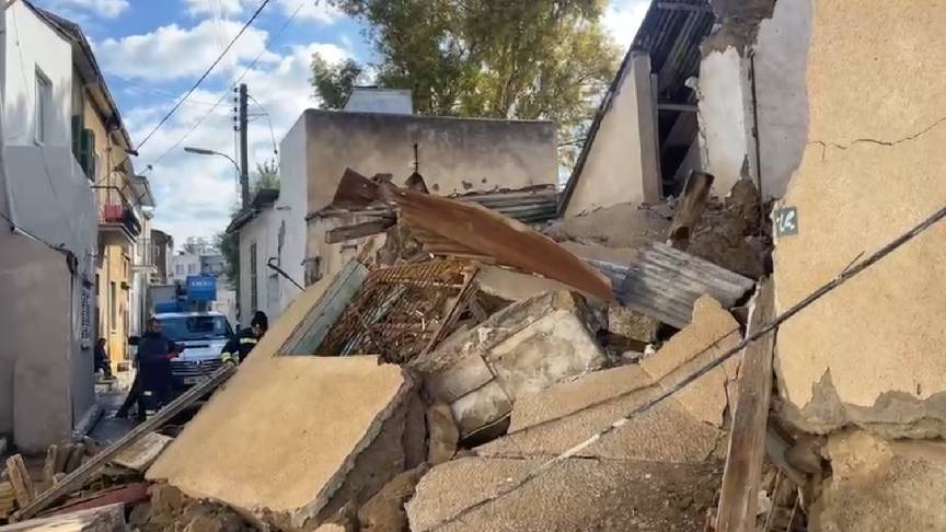 Lefkoşa Surlariçi’nde ev yıkıldı!