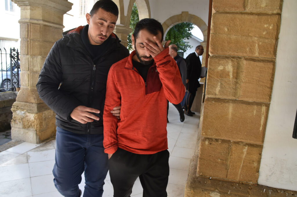 Park halindeki aracı çalıp hurdacıya satan zanlı tutuksuz yargılanacak!