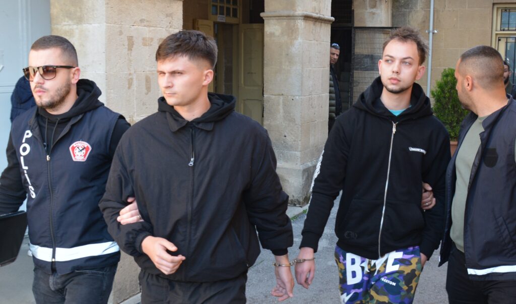 Yapay Zeka Operasyonu soruşturması tutuklanan 2 zanlı mahkemeye çıkarıldı!