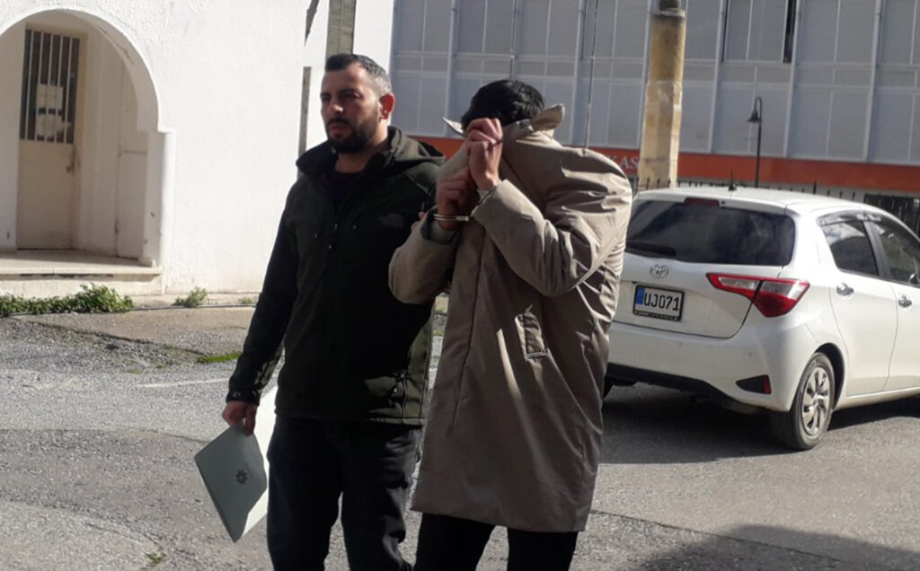Trafik denetimlerinde uyuşturucuyla yakalandı!