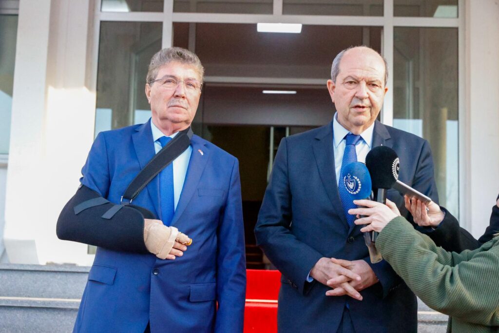 Ersin Tatar DAÜ ile ilgili sıkıntıların aşılacağını söyledi