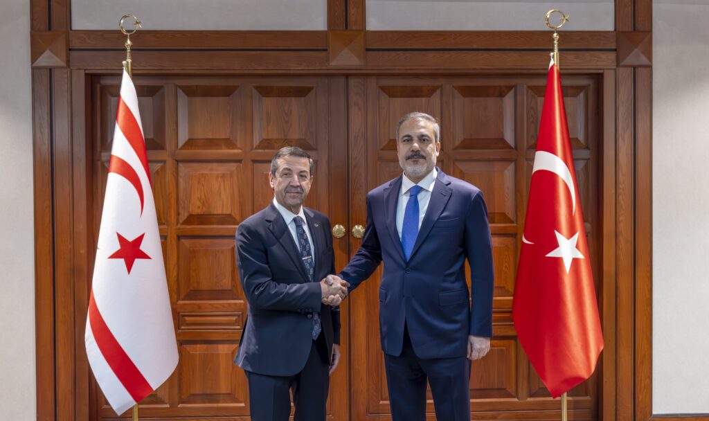 Dışişleri Bakanı Ertuğruloğlu Ankara’da!