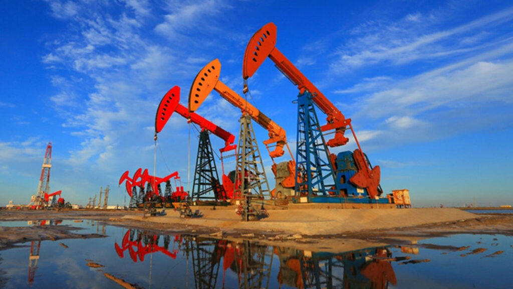 Petrol ateşkes haberleriyle haftalık düşüşe hazırlanıyor