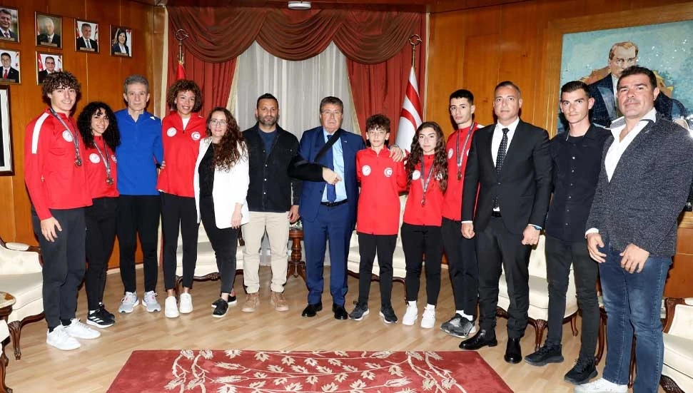 Üstel: Gençlerimizin uluslararası platformlarda kazandığı başarılar bizleri gururlandırıyor