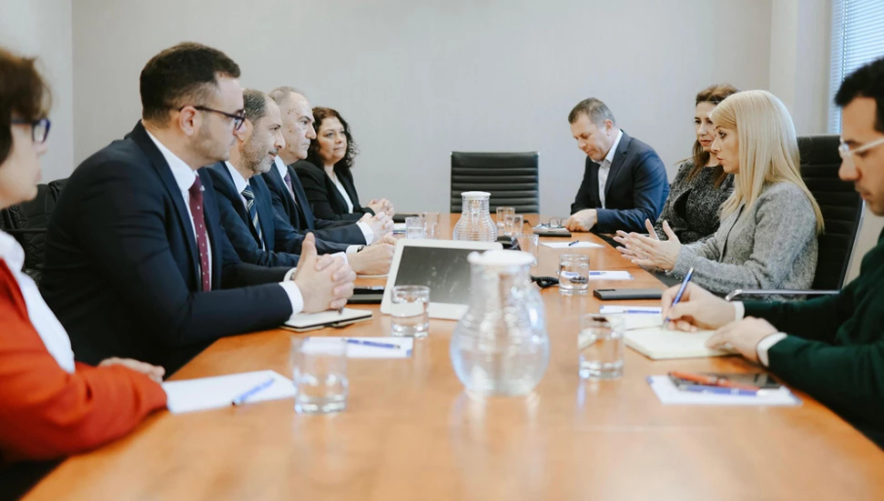 Halkın Partisi (HP) heyeti, Güney Kıbrıs’ta DİSİ Partisi’ni ziyaret etti
