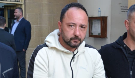 Gittiği restoranda bir kadına cinsel tacizde bulundu