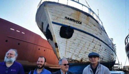 “Lambousa-2” adlı gemi su altı turizminin geliştirilmesi için batırılacak