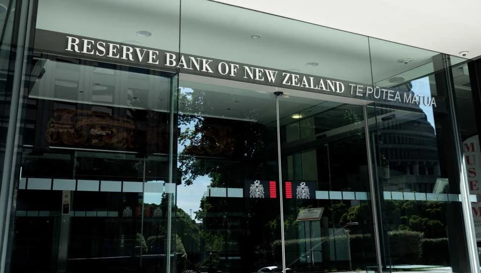 Yeni Zelanda Merkez Bankası faizi 15 yılın zirvesinde tuttu