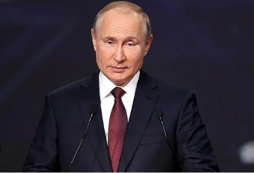 Putin: “Ukrayna F-16’ları üçüncü ülkelerin havaalanlarında meşru hedefimiz olacak”
