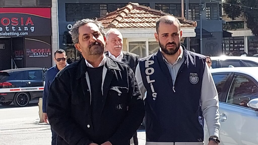 Turgay Avcı ve eski başkan yardımcısı Mehmet Hasgüler teminatla serbest