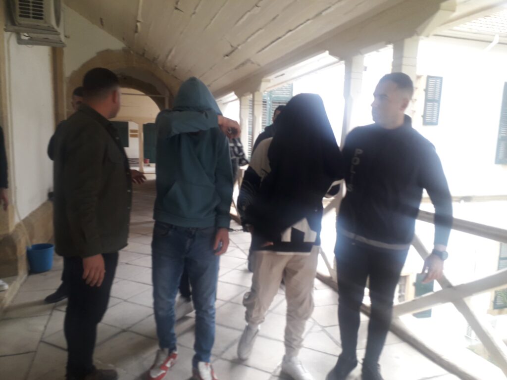 Lefkoşa Surlariçinde kavga ve rahatsızlık veren zanlılar tutuklandı!